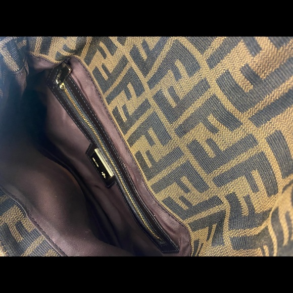 AUTHENTIC FENDI ZUCCA CLASSIC BAGUETTE - Picture 9 of 14